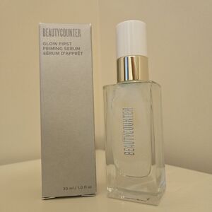 Beautycounter Glow First Priming Serum in Classic White